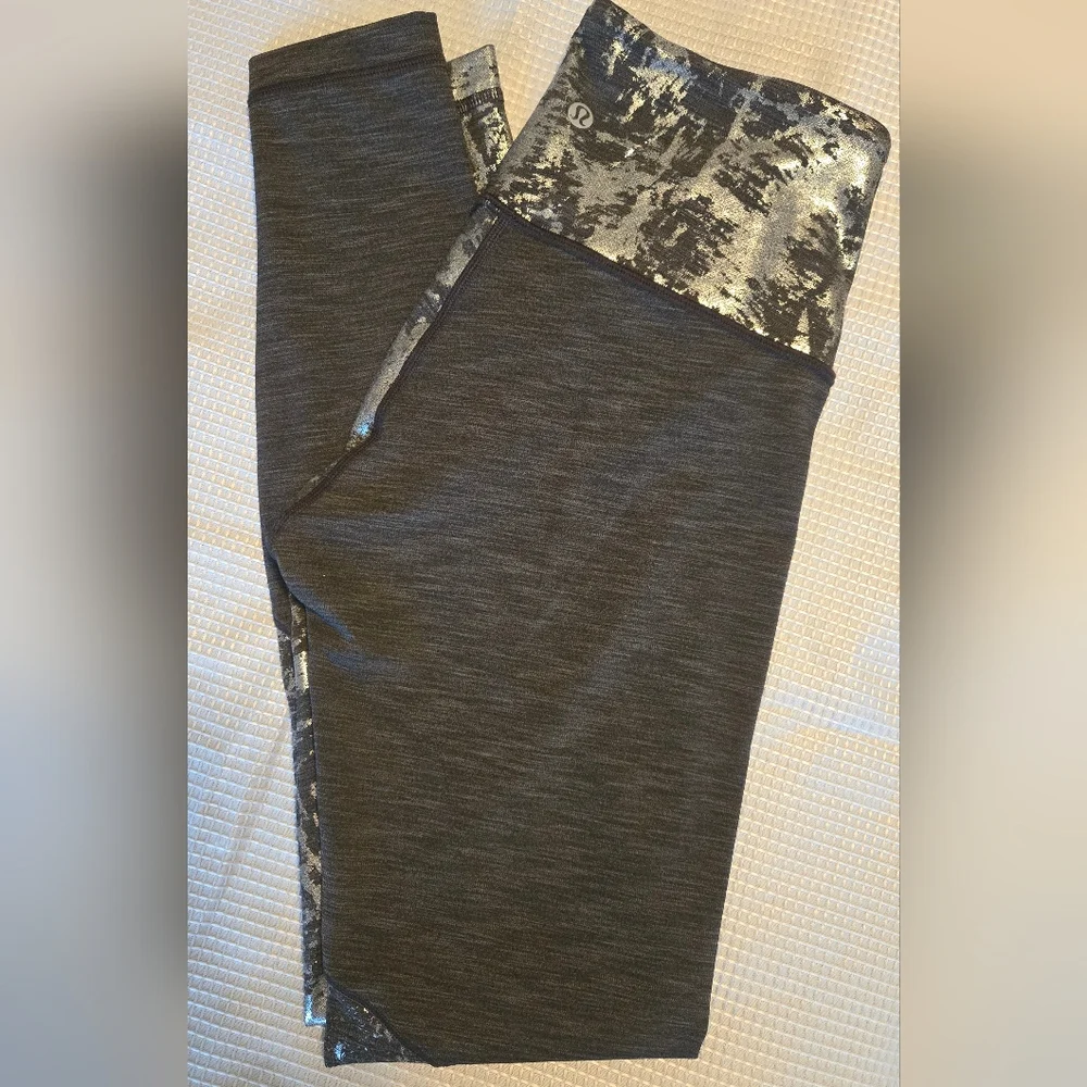NWOT Lululemon Wunder Under HR Tight  Gray And Silver  Leggings